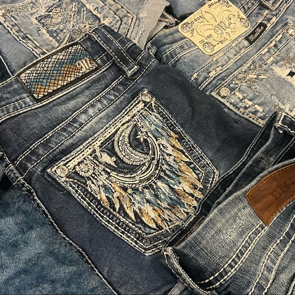 Not for sale Miss Me & BKE Cut off shorts - Picture 9 of 11